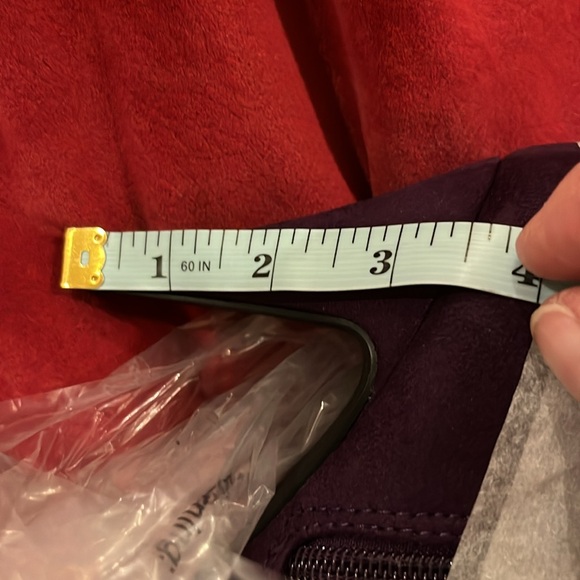 SAVIER| Purple suede boots. - Picture 8 of 11